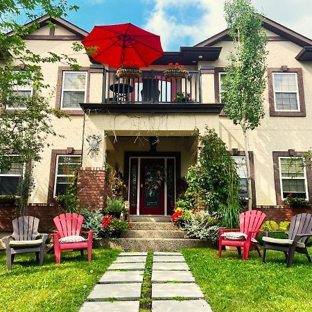 Wolf Creek Bed And Breakfast Ponoka Экстерьер фото