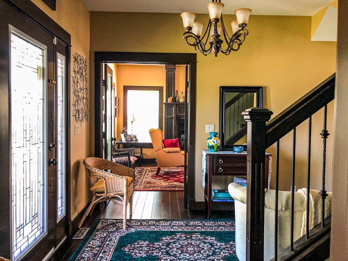 Wolf Creek Bed And Breakfast Ponoka Экстерьер фото