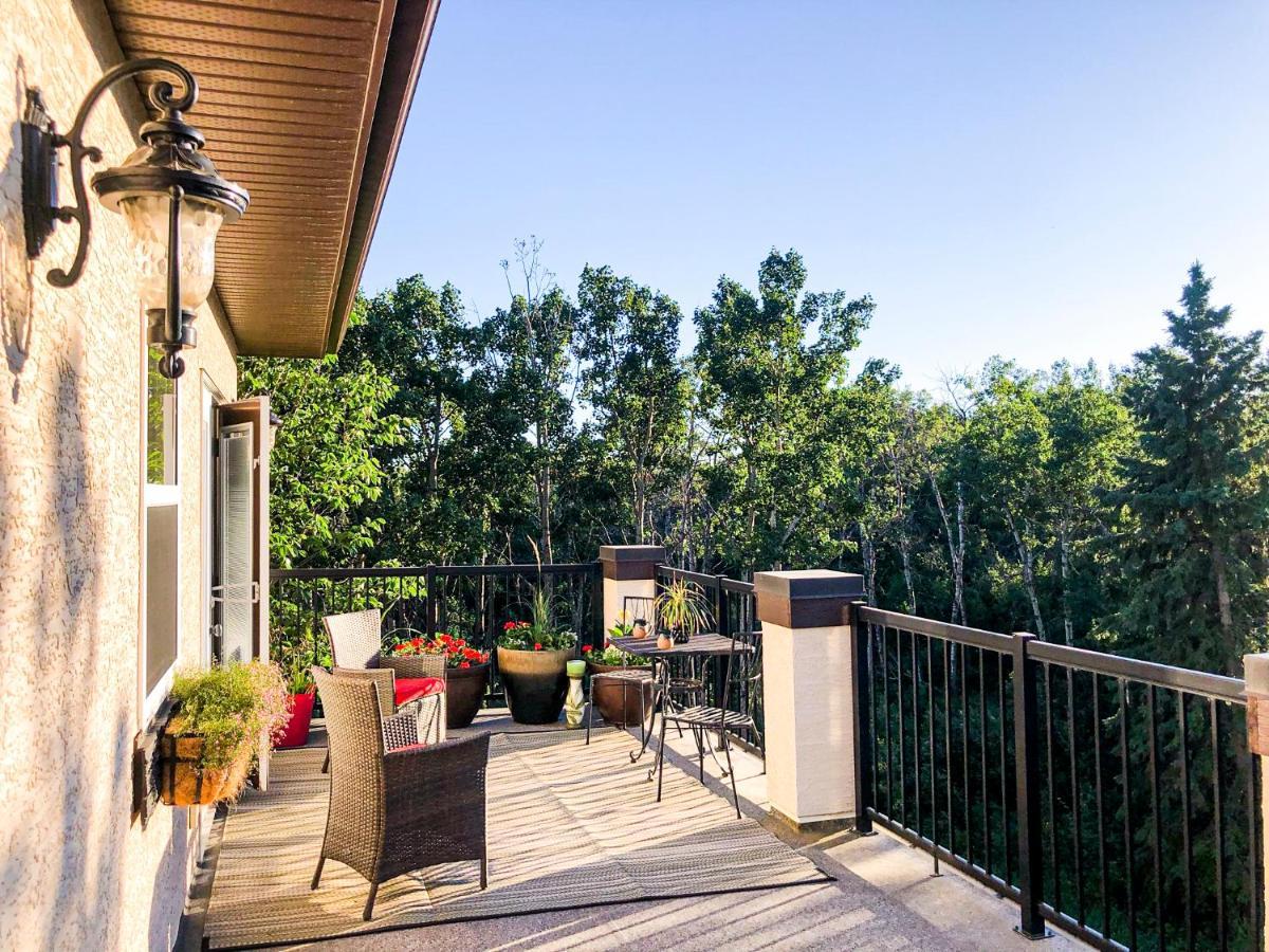 Wolf Creek Bed And Breakfast Ponoka Экстерьер фото