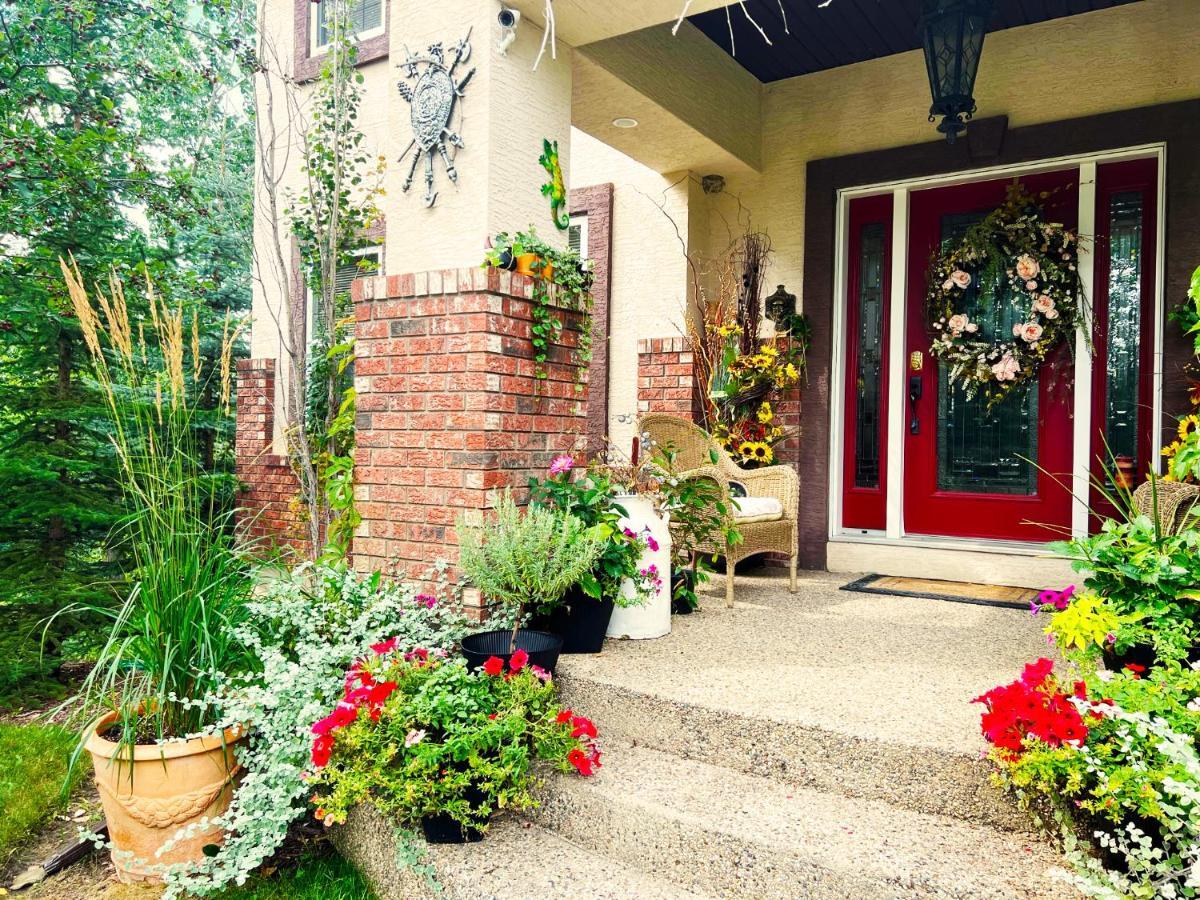 Wolf Creek Bed And Breakfast Ponoka Экстерьер фото